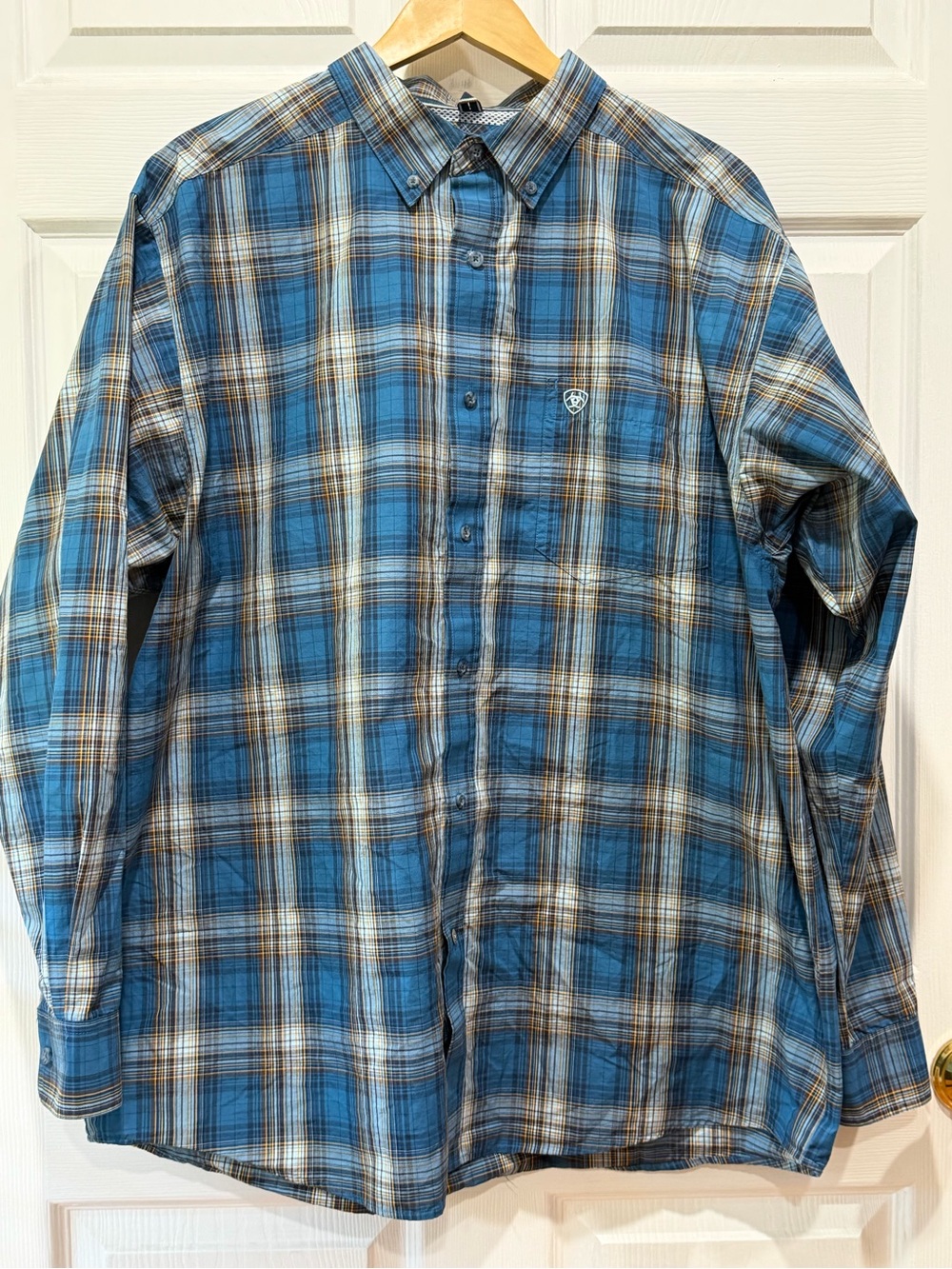 Ariat XL Blue Plaid Button-Down Shirt